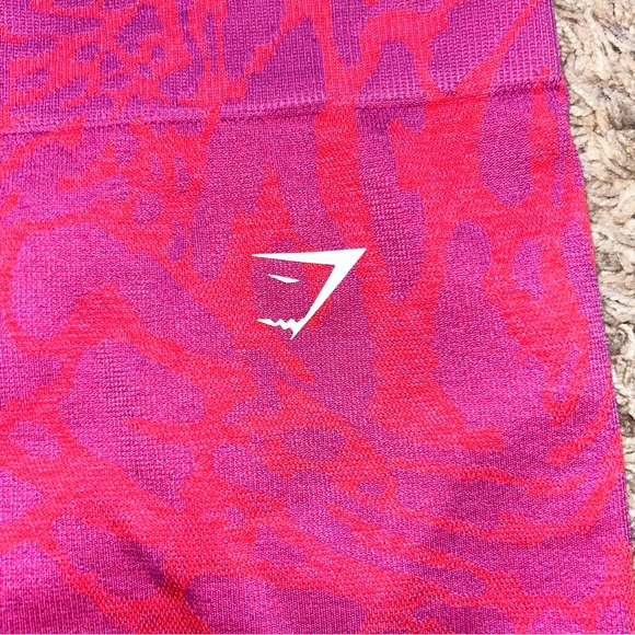 Gymshark Adapt Safari Shorts - Picture 3 of 5